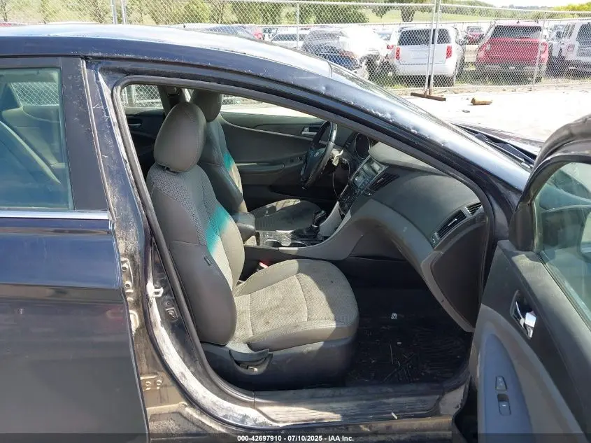 2013 HYUNDAI SONATA SE