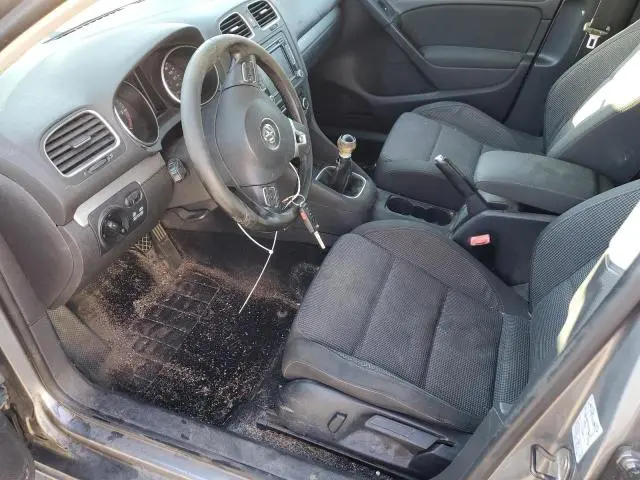 2011 VOLKSWAGEN GOLF   