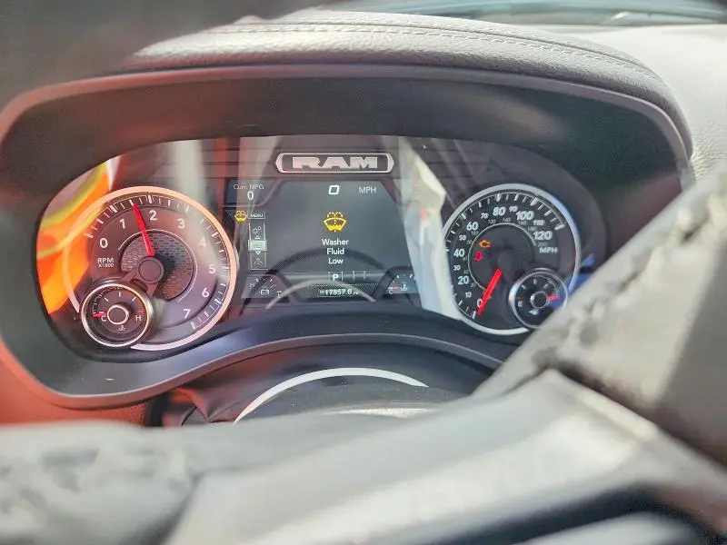 2025 RAM 1500 LARAMIE  