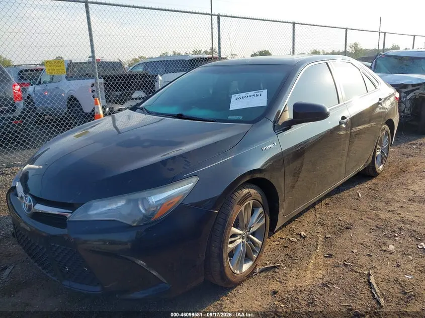 2017 TOYOTA CAMRY HYBRID SE
