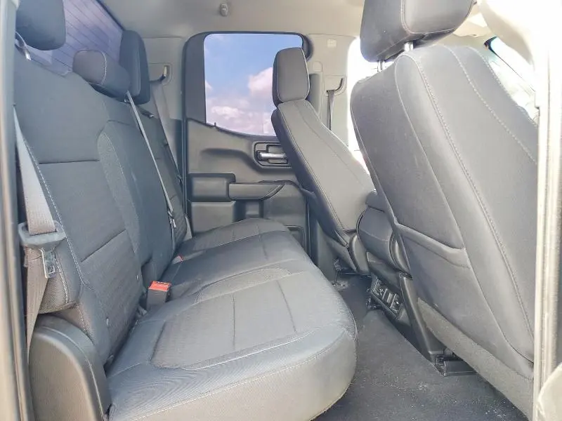 2019 CHEVROLET SILVERADO C1500 LT  