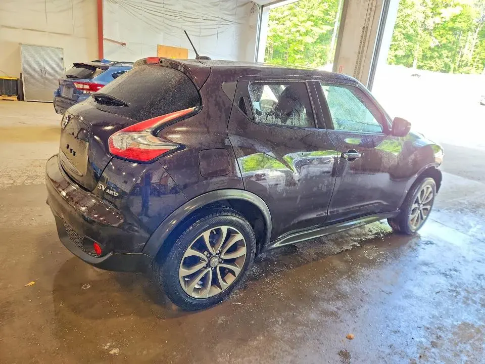 2017 NISSAN JUKE SV  