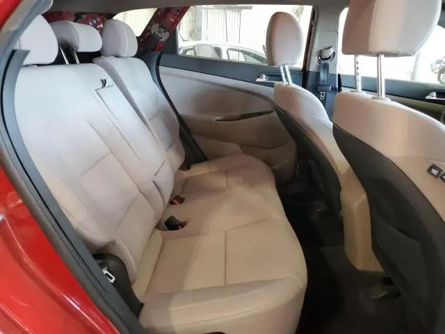 2021 HYUNDAI TUCSON SE