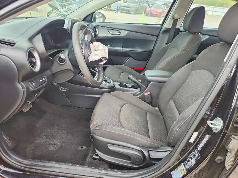2021 KIA FORTE FE  