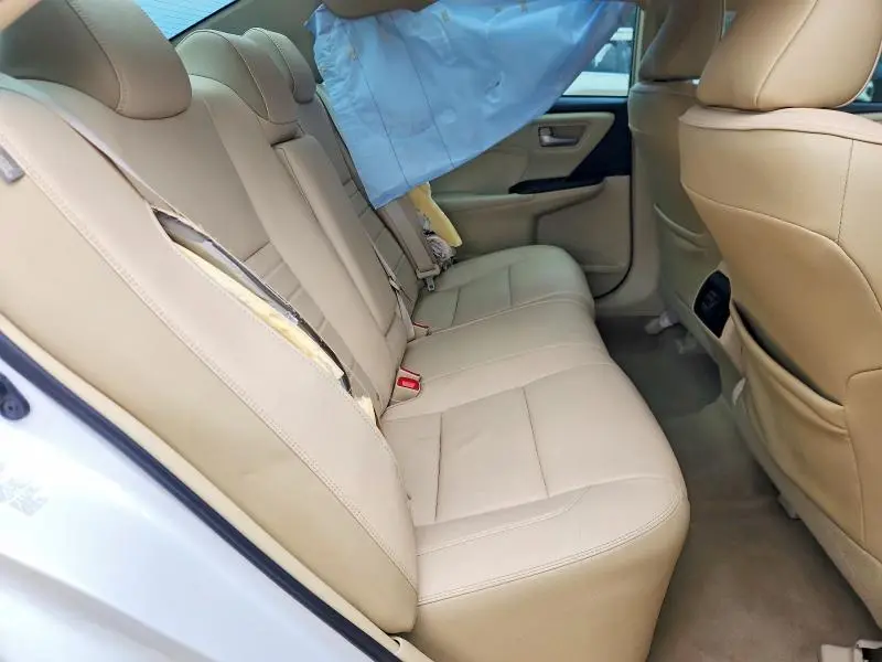 2016 TOYOTA CAMRY XLE  