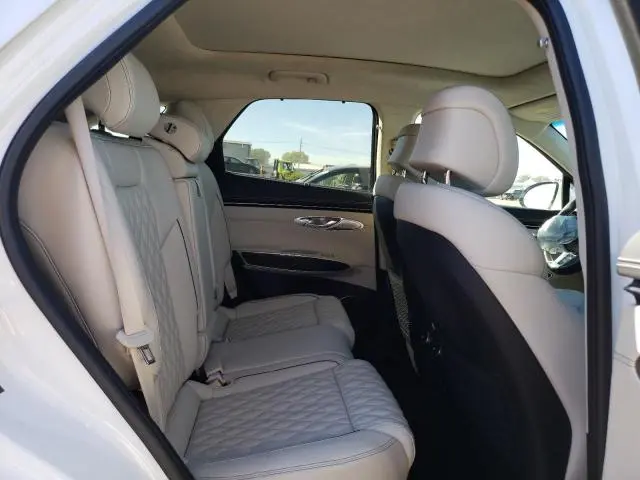 2024 GENESIS GV70 BASE  