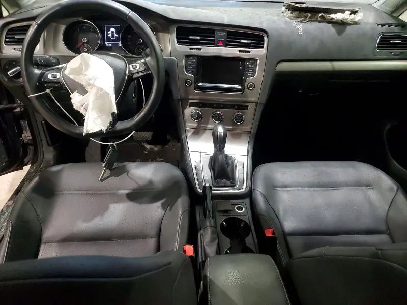 2015 VOLKSWAGEN GOLF   