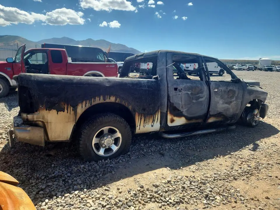 2013 RAM 2500 SLT  