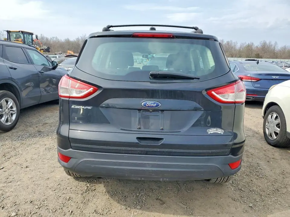 2014 FORD ESCAPE S  
