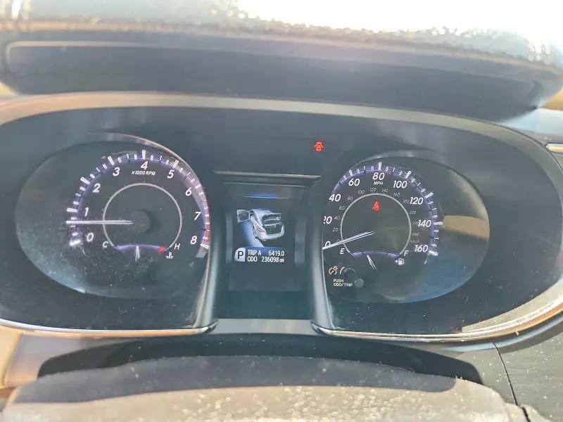 2015 TOYOTA AVALON XLE  
