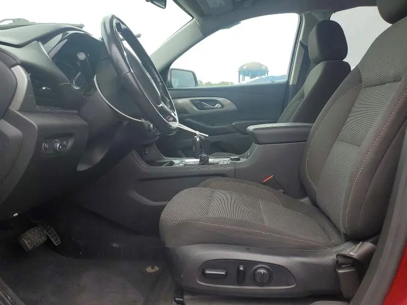 2020 CHEVROLET TRAVERSE LT  