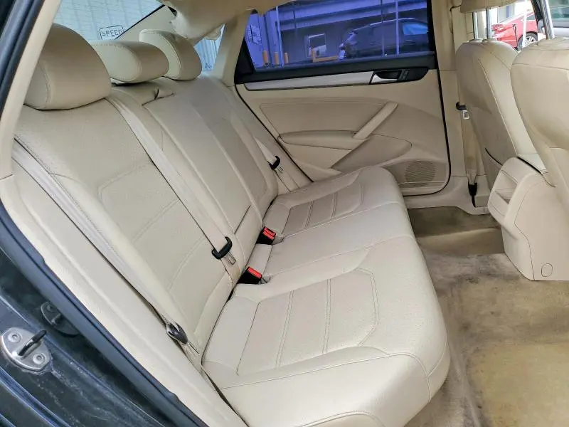 2014 VOLKSWAGEN PASSAT S  