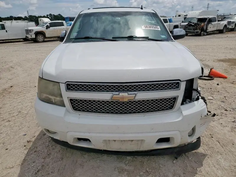 2011 CHEVROLET SUBURBAN C1500 LTZ  