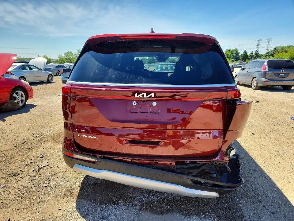 2024 KIA CARNIVAL LX  