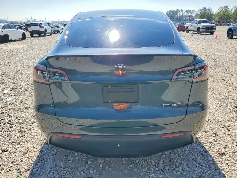 2025 TESLA MODEL Y   