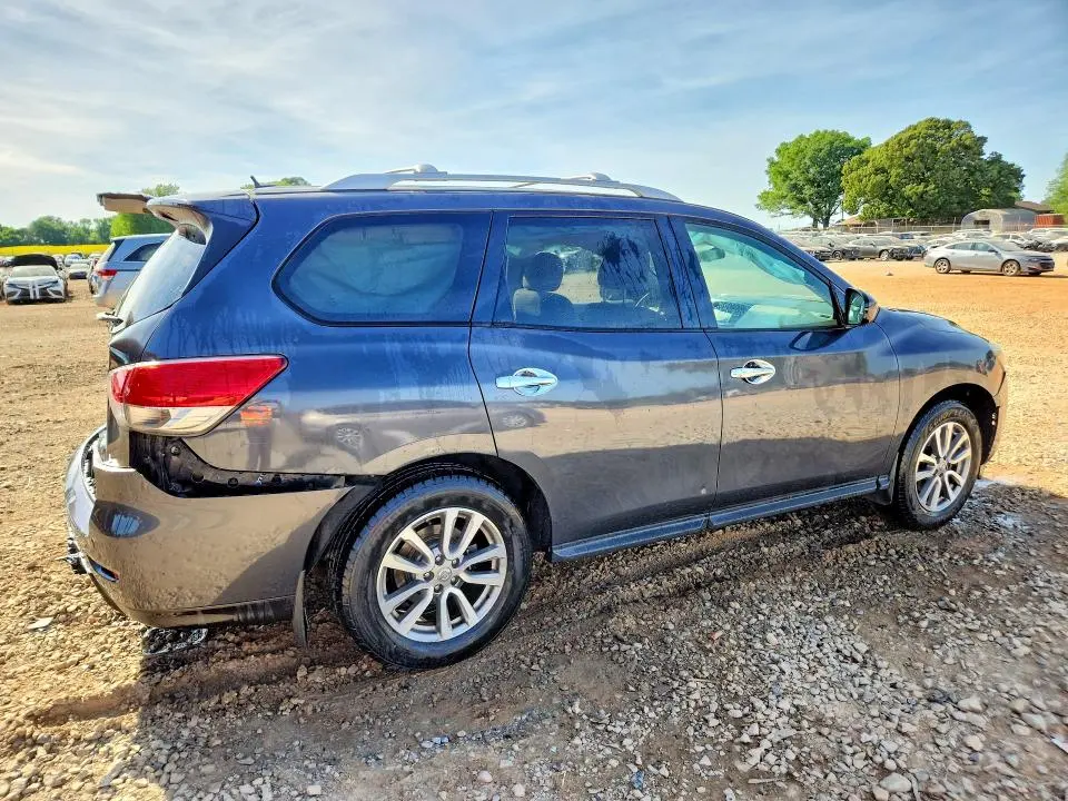 2014 NISSAN PATHFINDER SV  