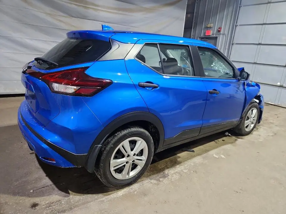 2024 NISSAN KICKS S  