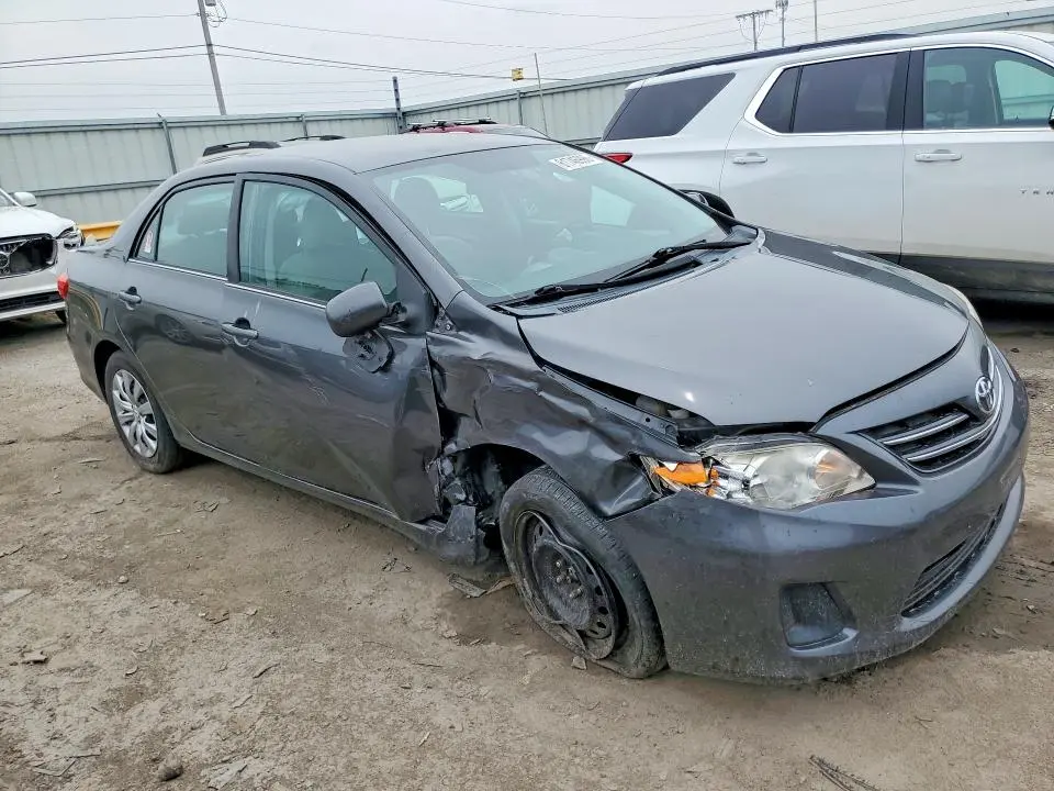 2013 TOYOTA COROLLA LE  