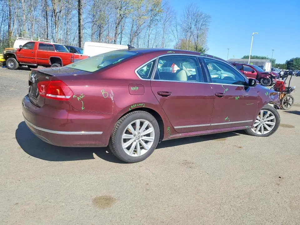 2012 VOLKSWAGEN PASSAT SEL  