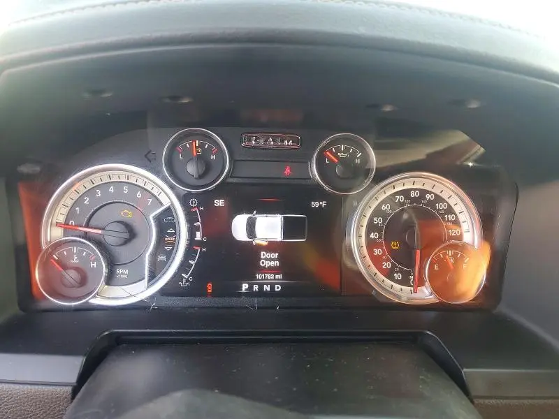 2016 RAM 1500 LARAMIE  