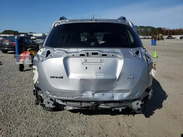 2017 TOYOTA RAV4 XLE  