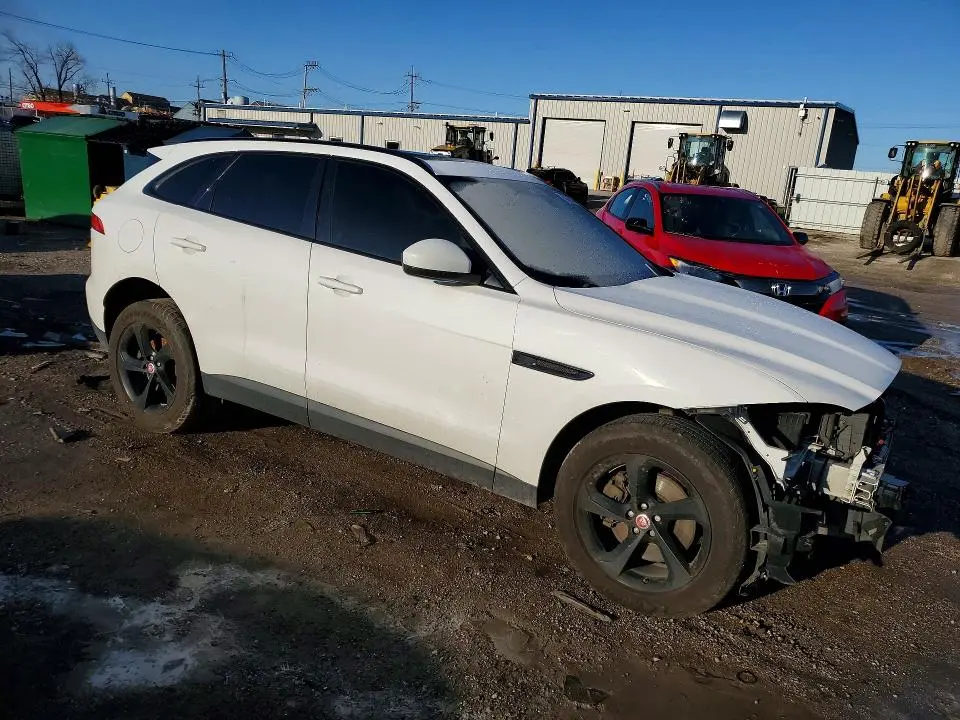 2017 JAGUAR F-PACE PREMIUM  