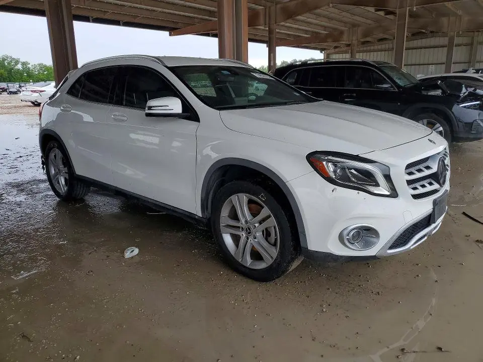 2020 MERCEDES-BENZ GLA 250 4MATIC  