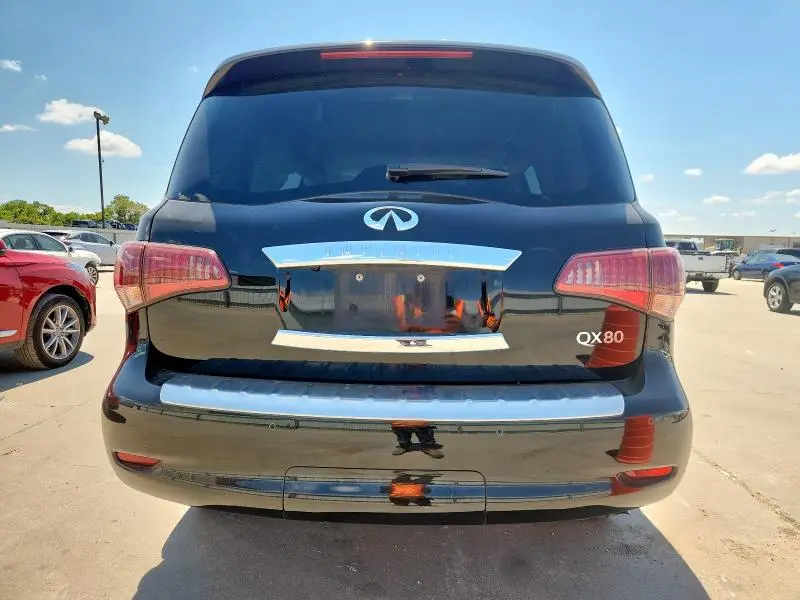 2016 INFINITI QX80   