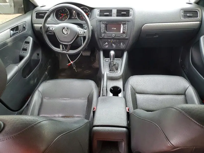 2015 VOLKSWAGEN JETTA SE  