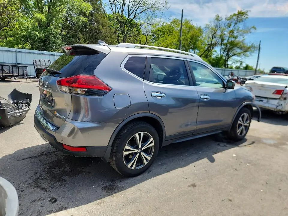 2019 NISSAN ROGUE SV  