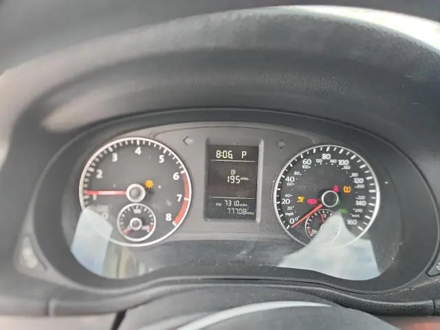 2015 VOLKSWAGEN PASSAT S  