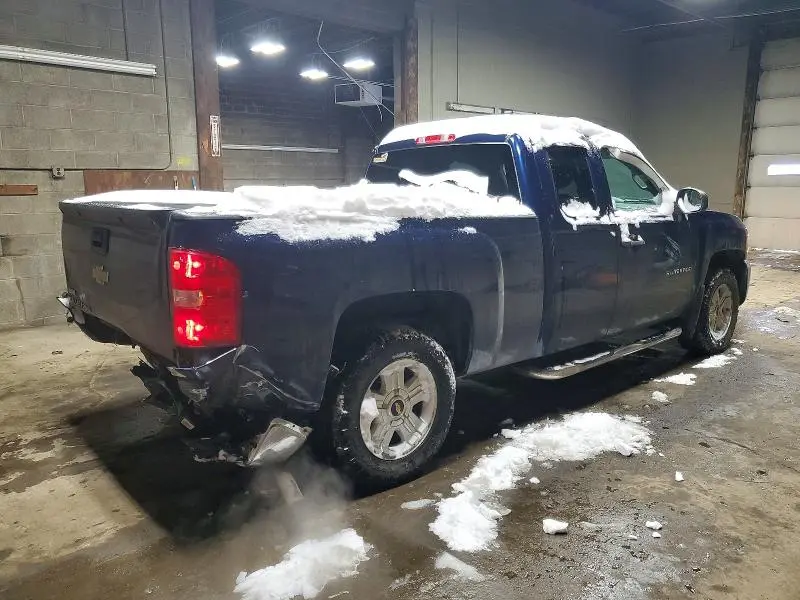 2011 CHEVROLET SILVERADO K1500 LT  