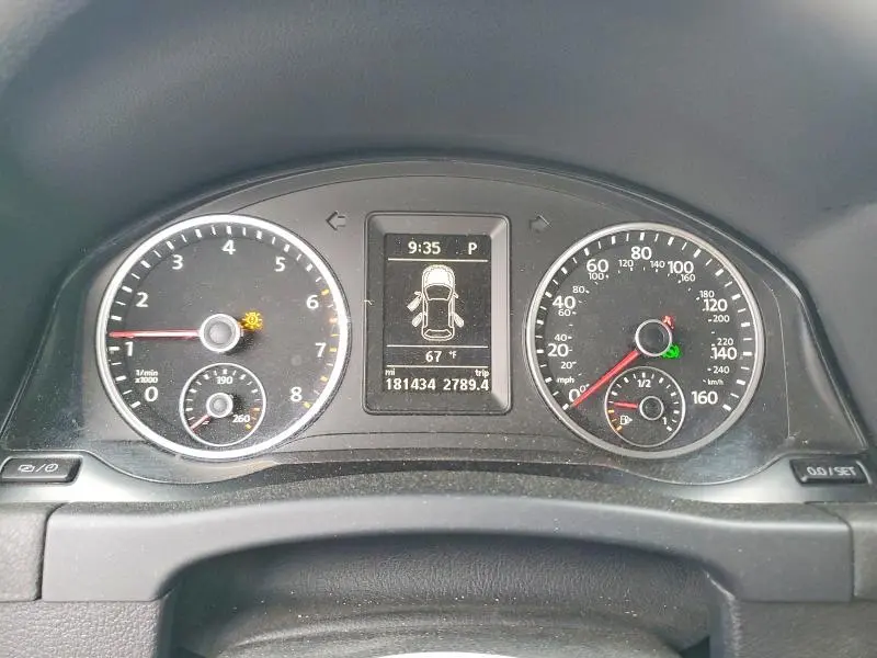 2014 VOLKSWAGEN TIGUAN S  
