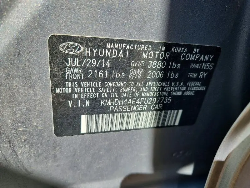 2015 HYUNDAI ELANTRA SE  