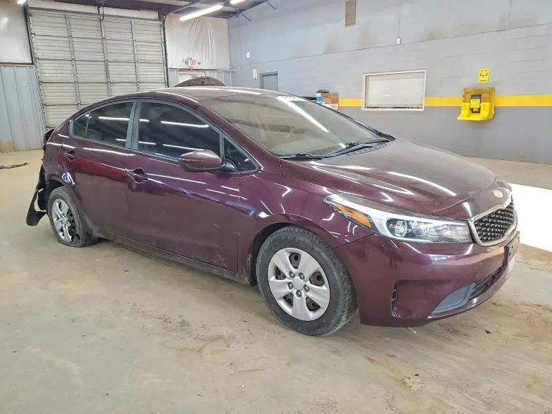 2018 KIA FORTE LX  