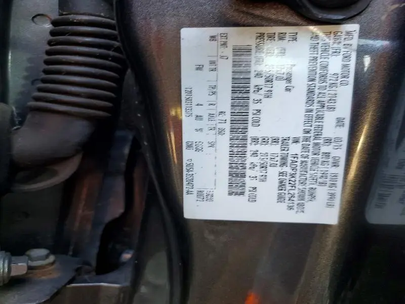 2015 FORD FOCUS SE  