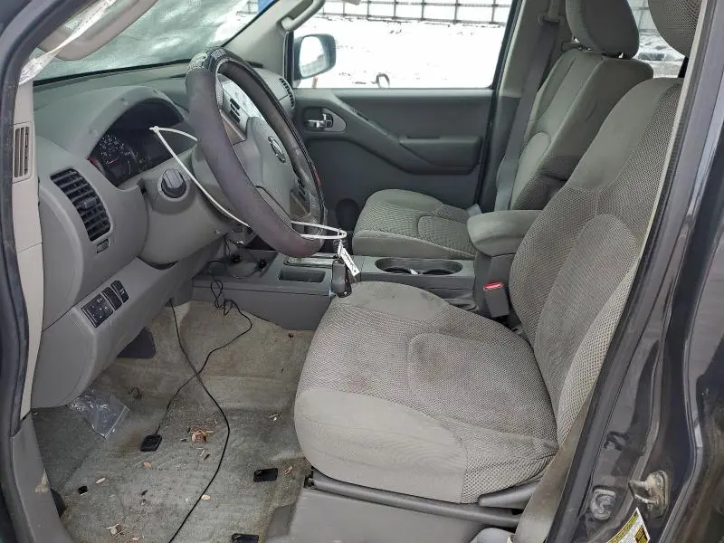 2012 NISSAN FRONTIER S  