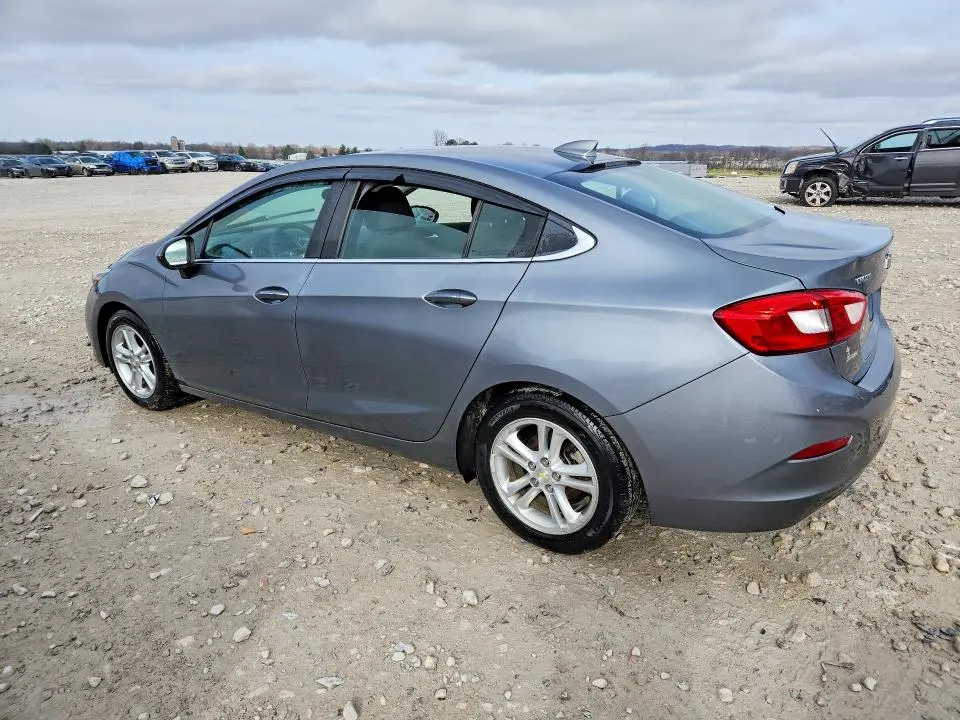 2018 CHEVROLET CRUZE LT  