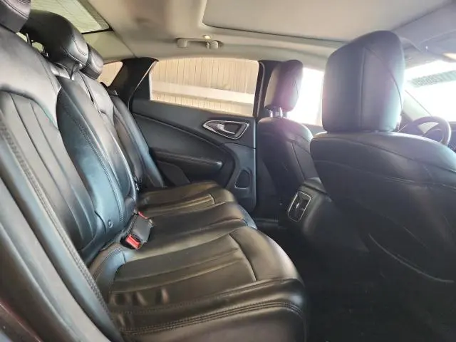 2016 CHRYSLER 200 C