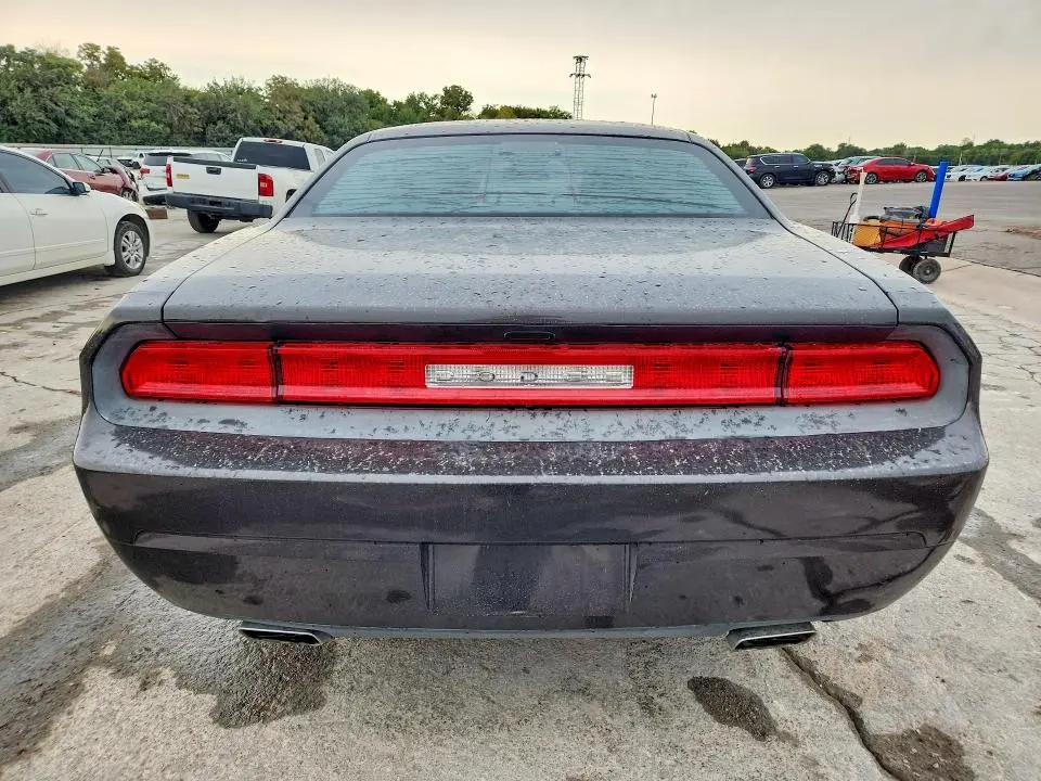 2013 DODGE CHALLENGER SXT  