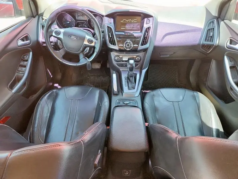2012 FORD FOCUS TITANIUM  