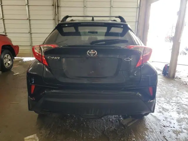 2019 TOYOTA C-HR XLE  