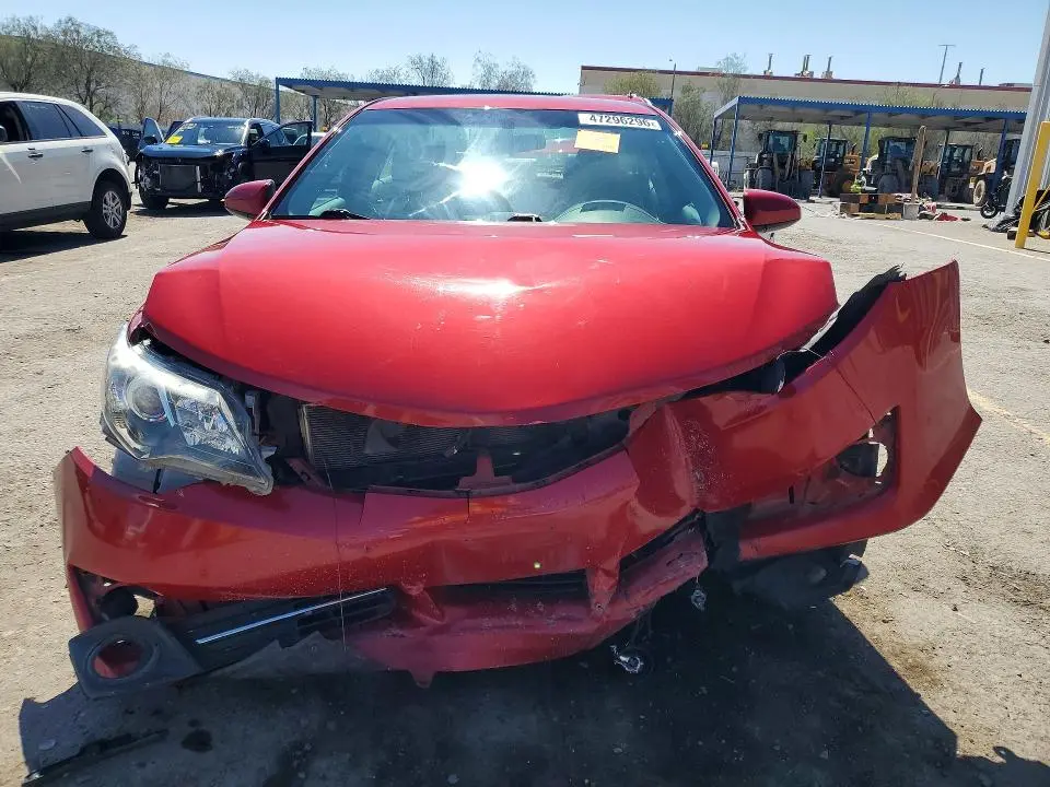 2012 TOYOTA CAMRY SE  