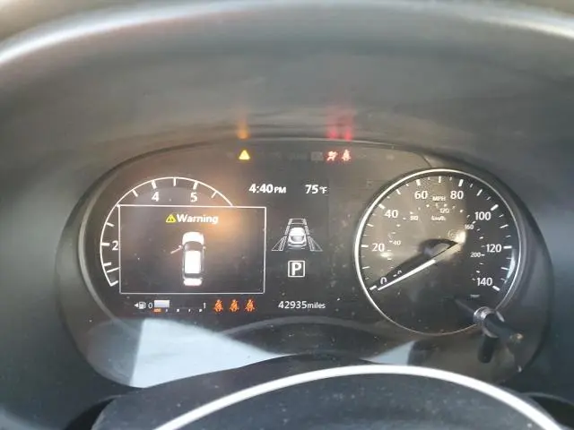 2023 NISSAN KICKS SR  