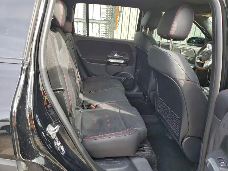 2023 MERCEDES-BENZ GLB 250  