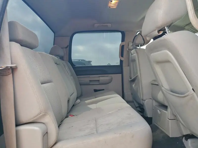 2010 CHEVROLET SILVERADO C1500 LT  