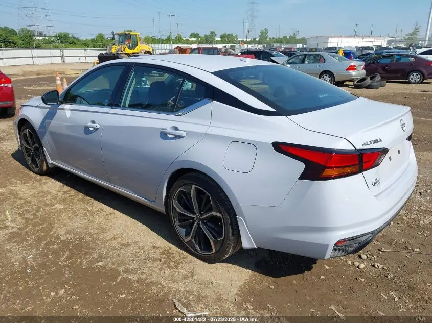 2025 NISSAN ALTIMA SR FWD