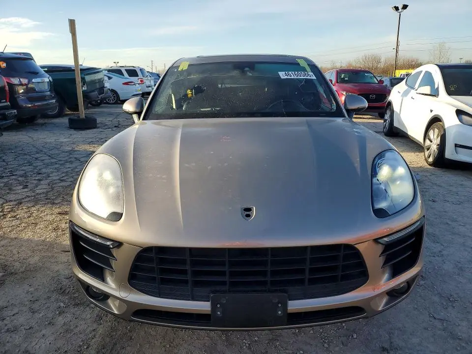 2018 PORSCHE MACAN   