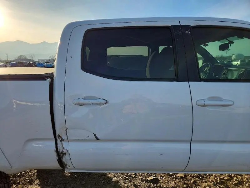 2017 TOYOTA TACOMA DOUBLE CAB  