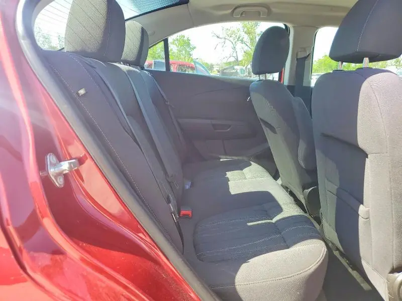 2015 CHEVROLET SONIC LT  